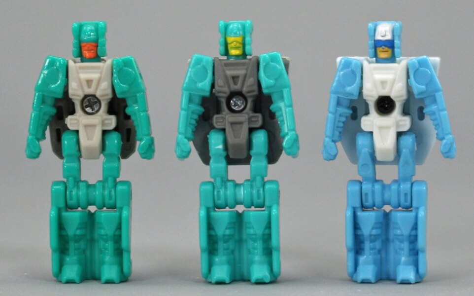 Transformers Retro Headmasters In Hand Comparison Images  (8 of 16)